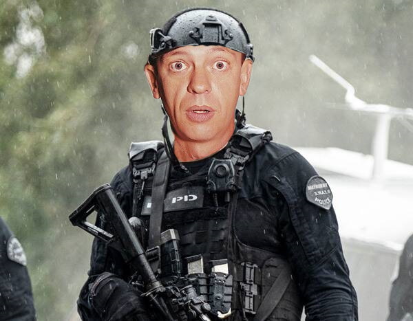 Riot gear is not compatible with the Barney Fife image.